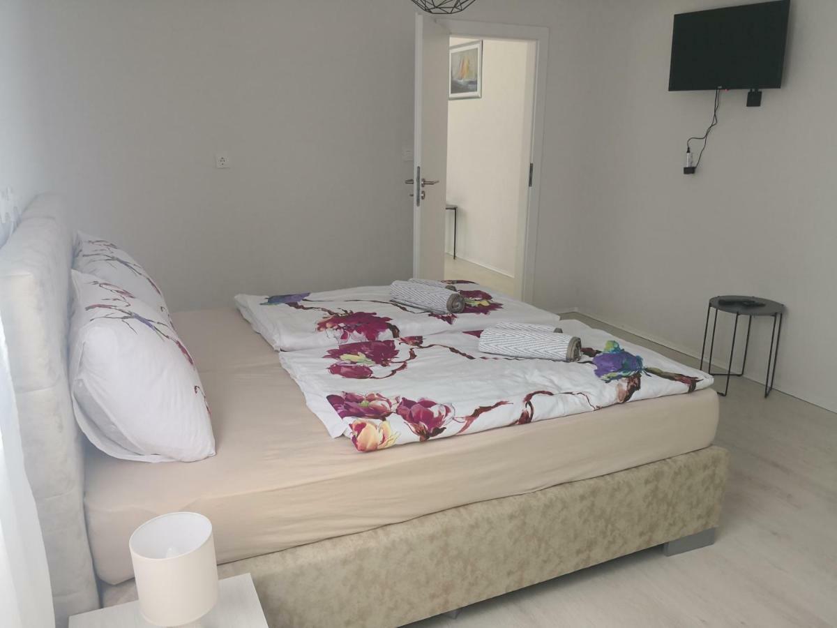 Appartamento Apartman Cvitkovic Soline  Esterno foto
