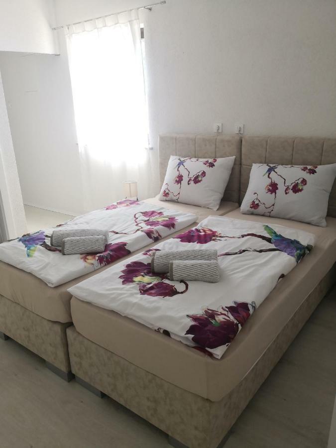 Appartamento Apartman Cvitkovic Soline  Esterno foto